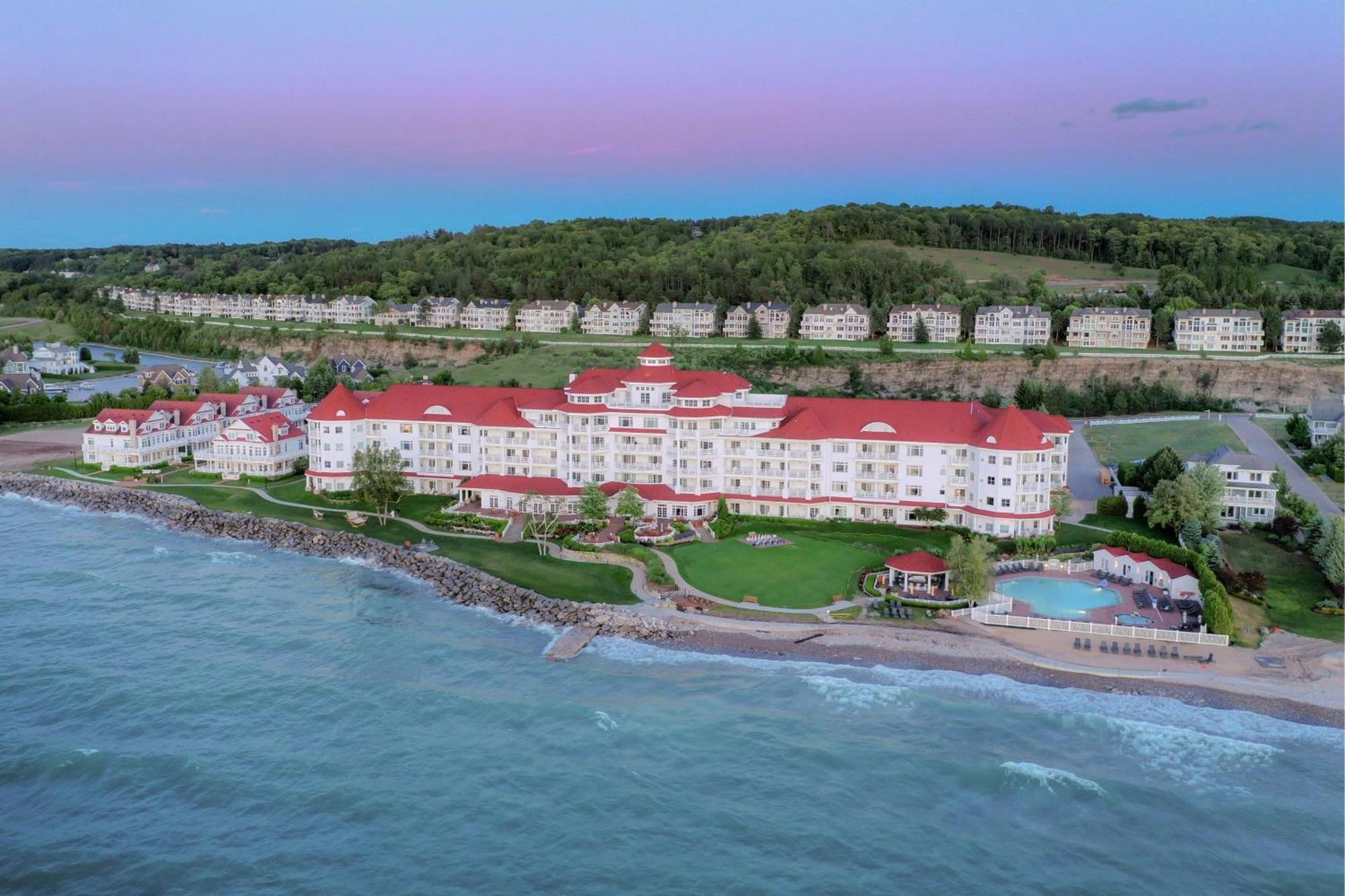 Inn At Bay Harbor, Autograph Collection Petoskey Exterior photo